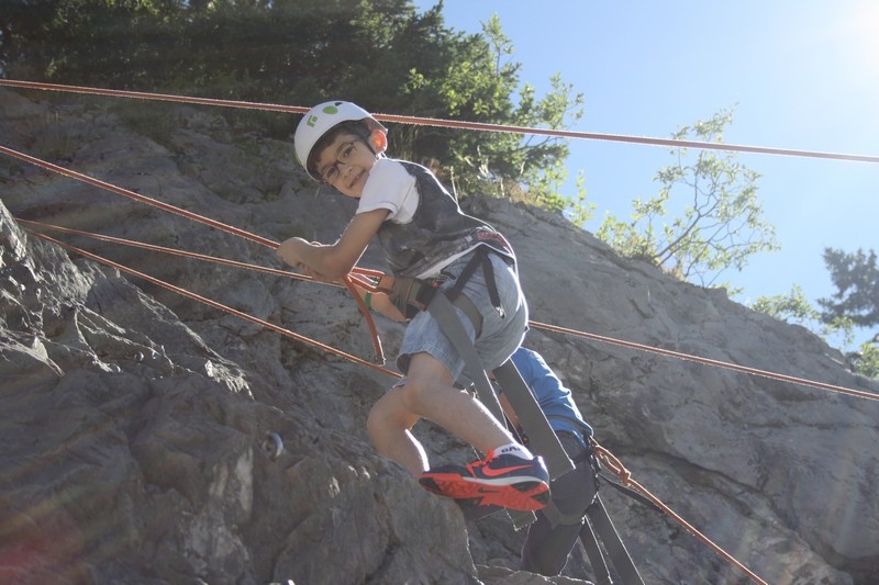 Village Camps International Summer Camp Leysin, Switzerland 2026-07-14 https://www.villagecamps.com/journals_admin/images/703-9-green climb (28).jpg